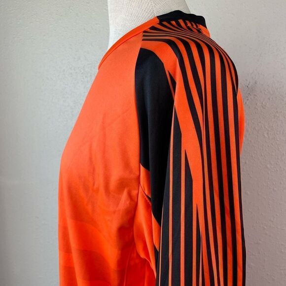 NWT Xara Goalie Shirt Size L - Picture 4 of 10